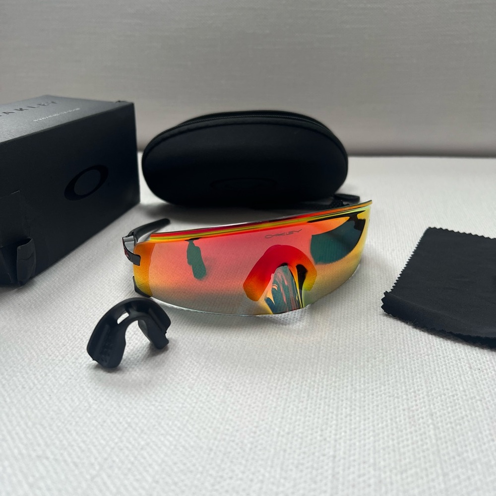 Oakley KATO Sunglasses